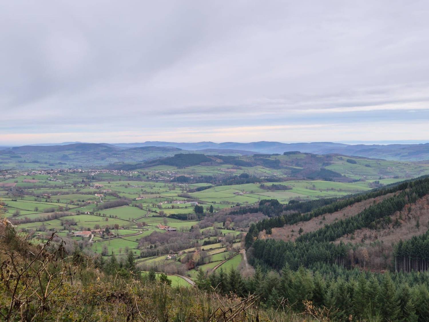 Vue depuis le mont Saint-Cyr